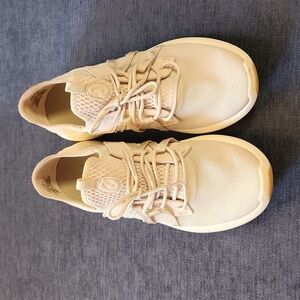 OluKai Holo Sand Off white lightwaight trainer low-top sneakers sz 8.5